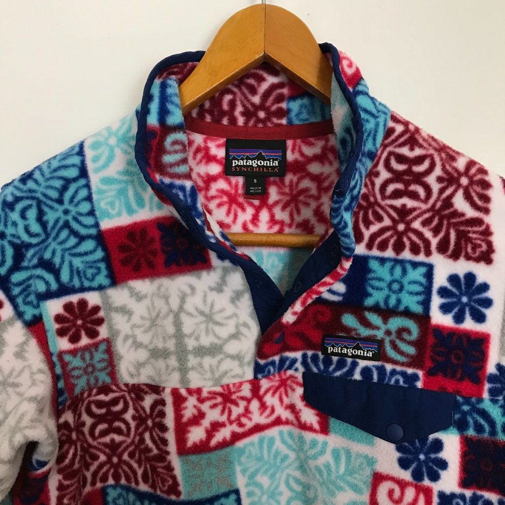 Patagonia Small Fleece Multi-Color Patch Pullover